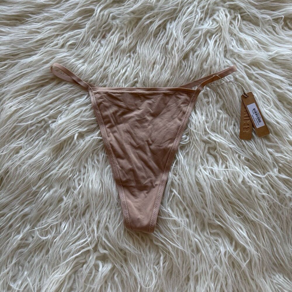 Skims Fits Everybody T-String Thong Clay Size XL